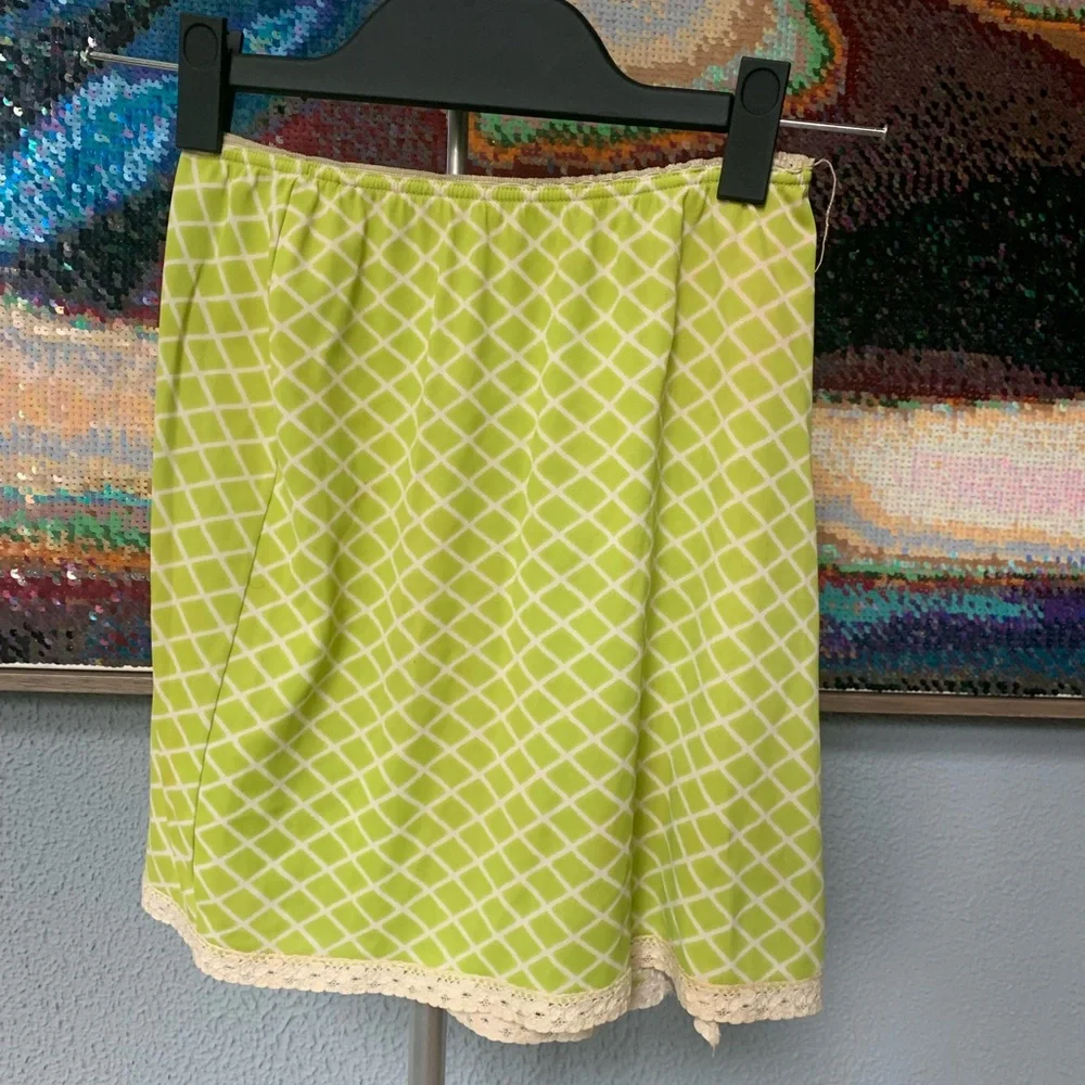 Vintage green slip skirt - Picture 3 of 3